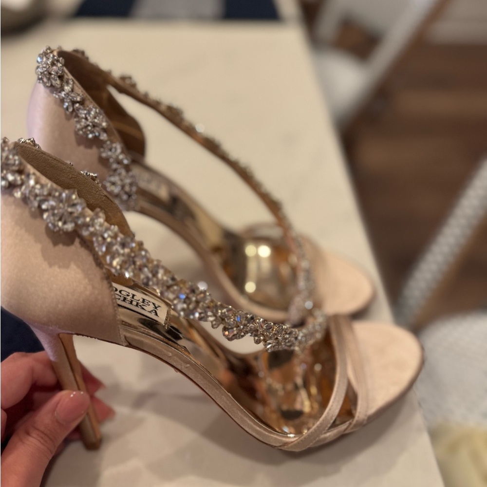 Badgley Mischka Crystal Embellished blush/cream satin Heels